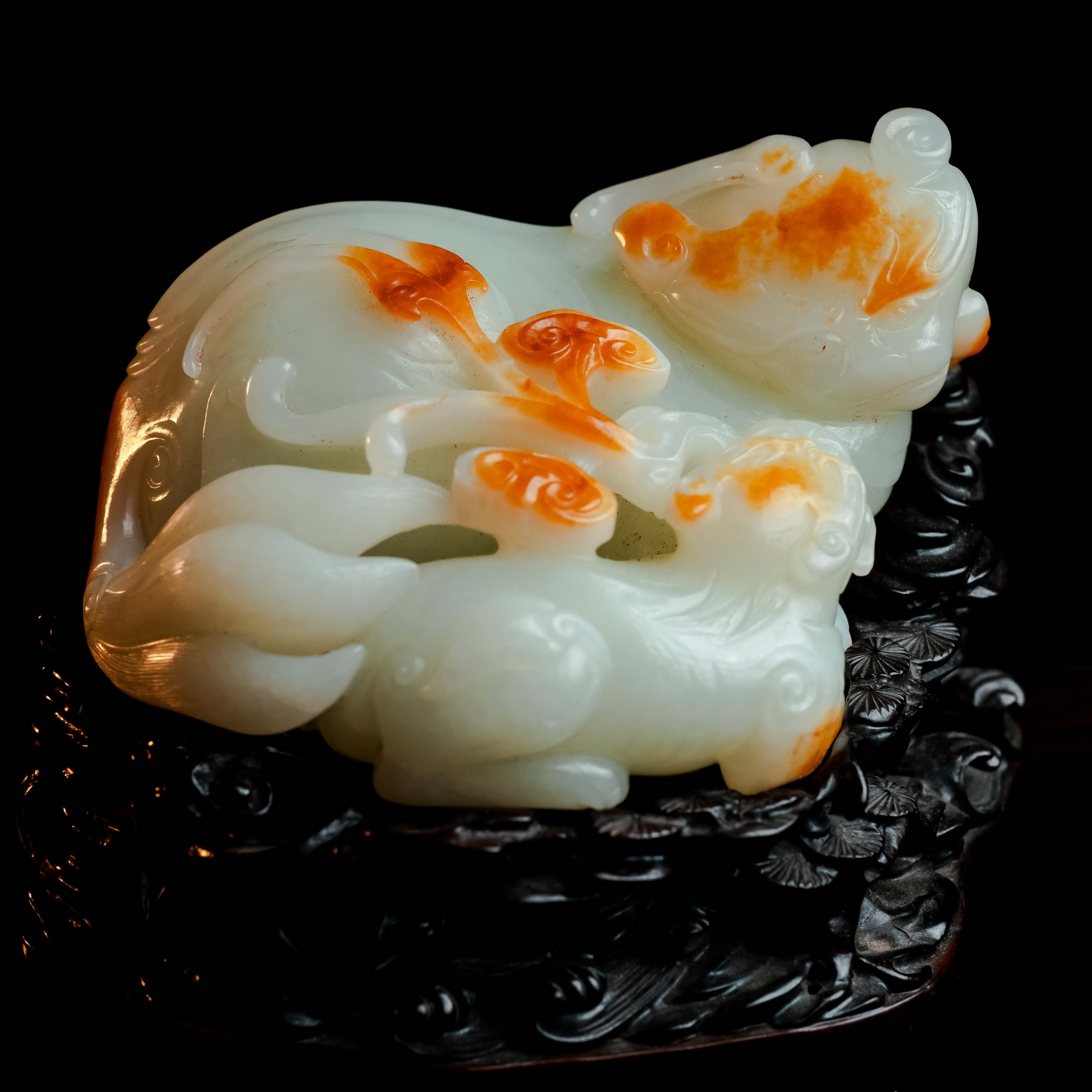 清代和田玉子母兽