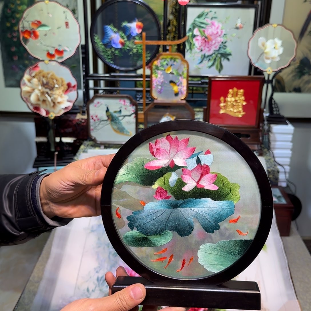 刺绣刺绣工艺精湛