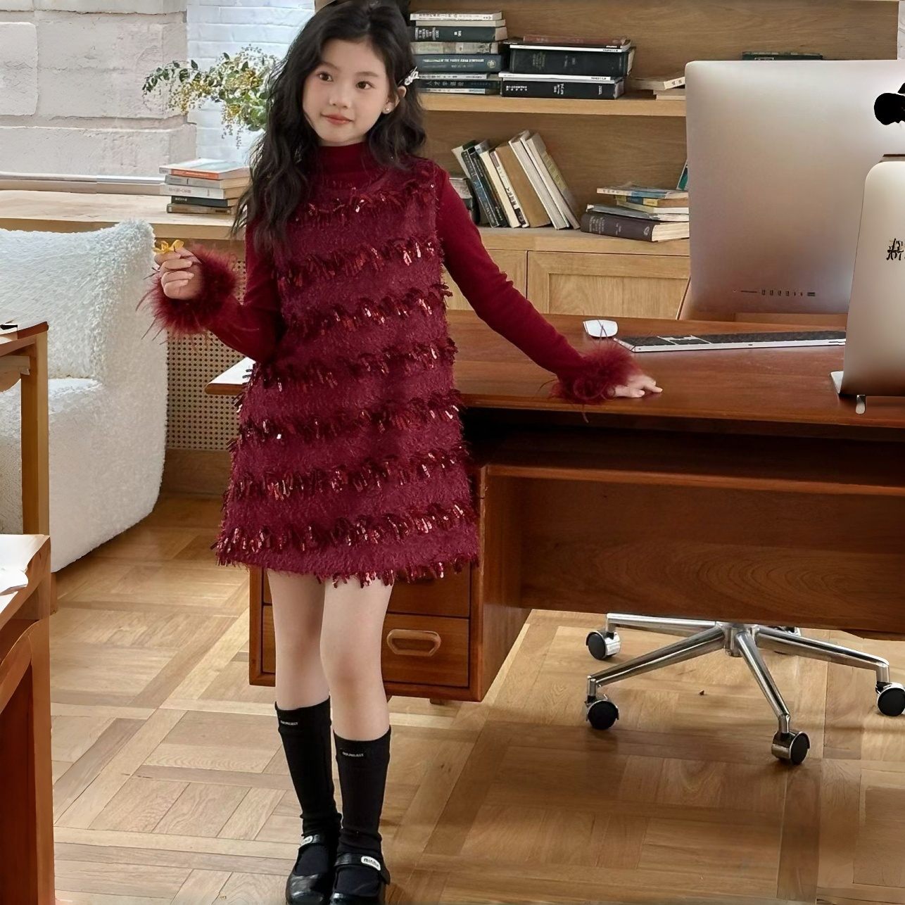 女童韩系连衣裙冬装套装2025新款儿童加厚背心裙打底衫新年裙子潮