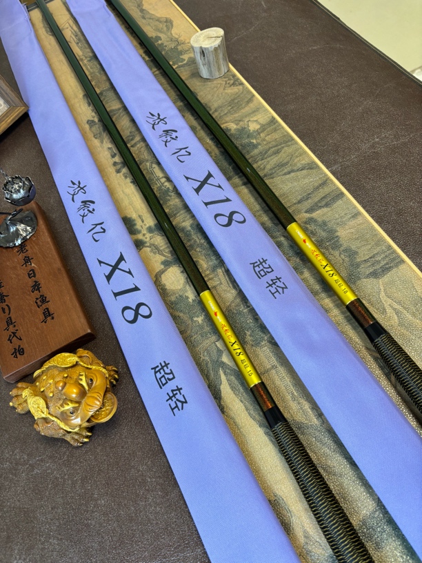 【日阪老舟】·～波纹亿 X18 超轻鲫鱼竿 28调性钓竿超高货