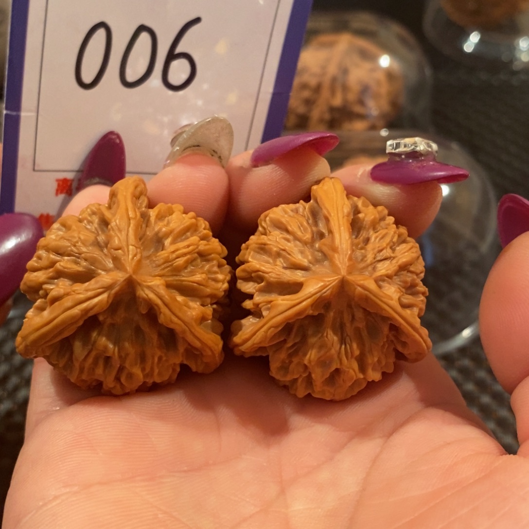 文玩核桃吊坠006秦闷三棱全品36尺