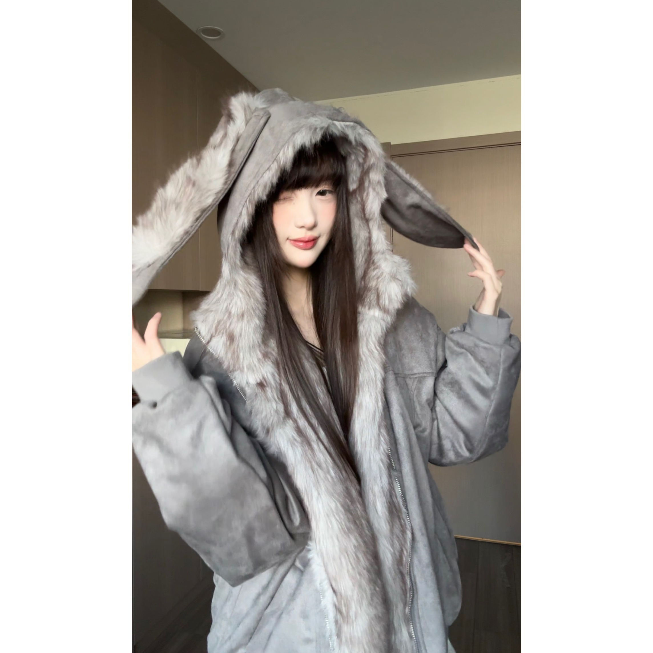 TOM潮 韩系甜酷风连帽可拆卸兔耳朵开衫卫衣短外套字母刺绣秋款女
