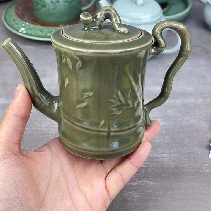 龙泉青瓷哈哈哈哈微微瑕