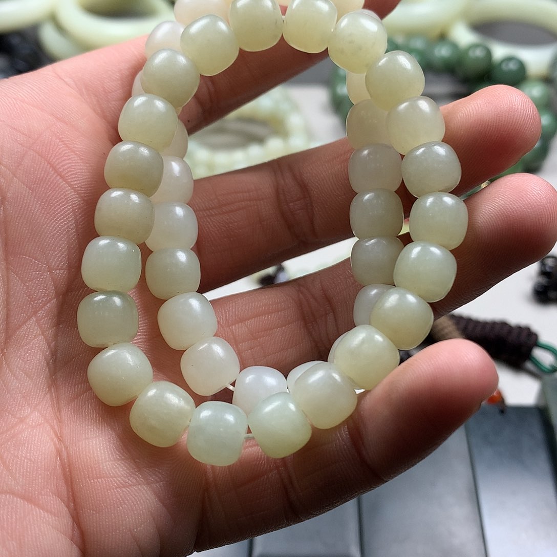 和田玉手链未镶嵌