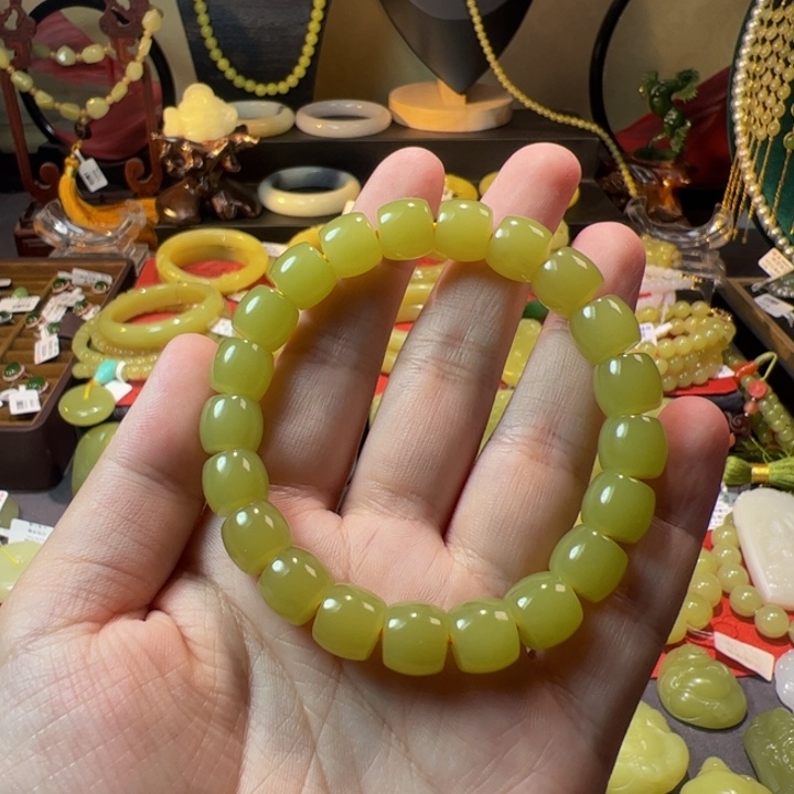 和田玉（黄玉）未镶嵌颈饰