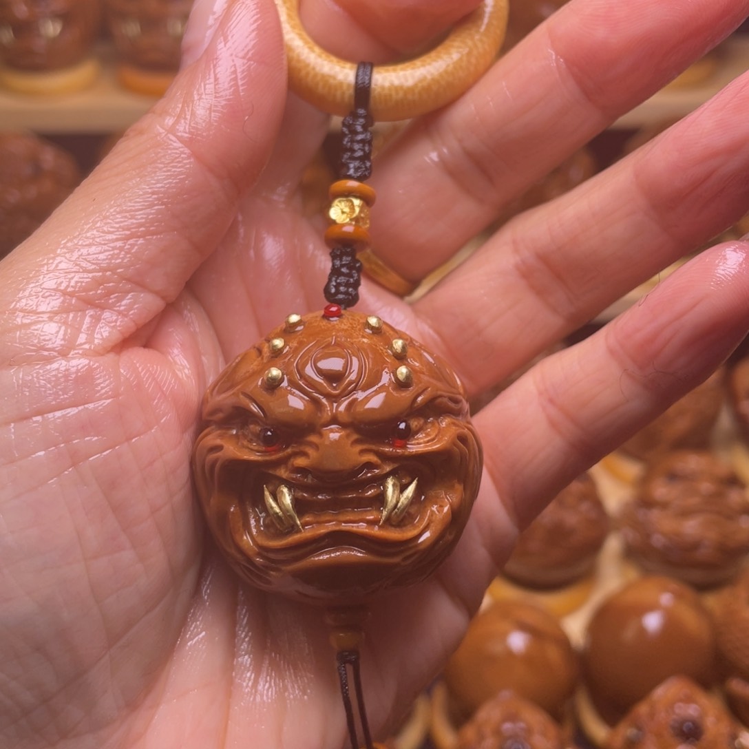 橄榄核把件淡*、巴西大橄榄