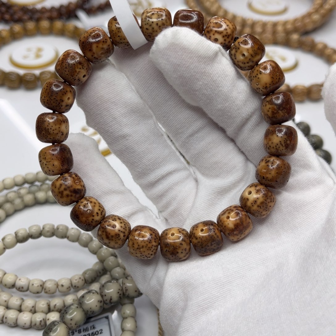 星月菩提吊坠你*哥10/11虎皮