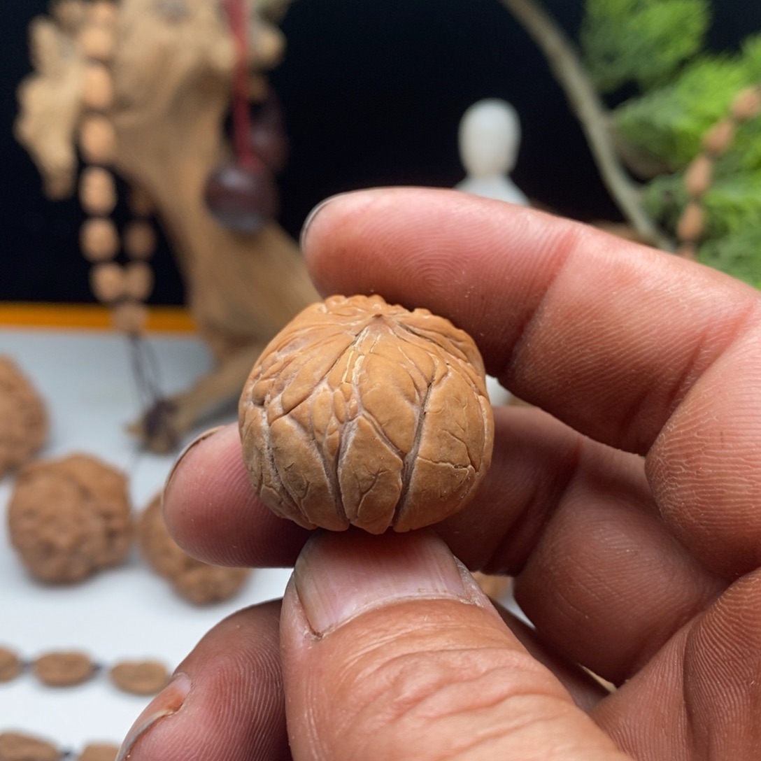 安***爸吊坠文玩核桃异形白狮子