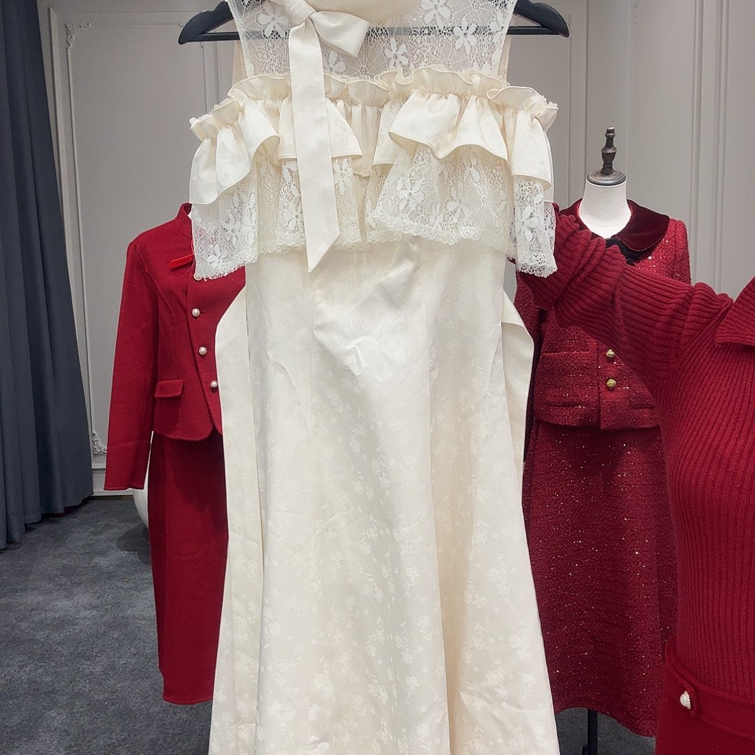 S特价不退不换连衣裙