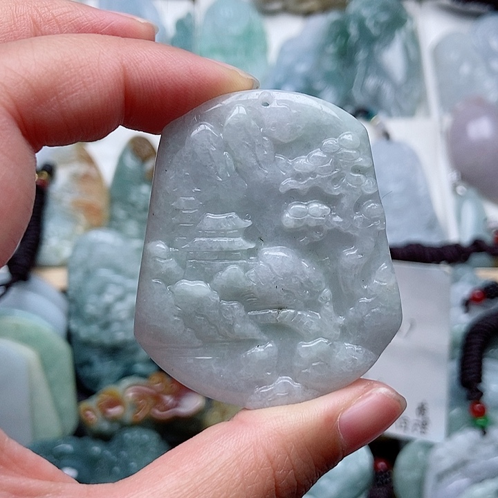 翡翠未镶嵌颈饰翡翠