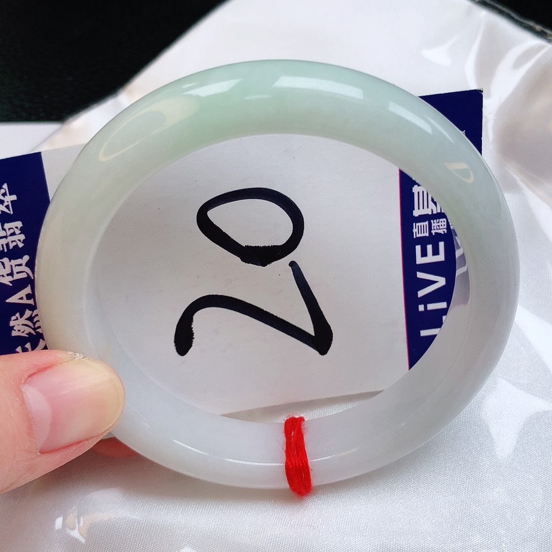 翡翠手镯未镶嵌缅甸天然A货翡翠