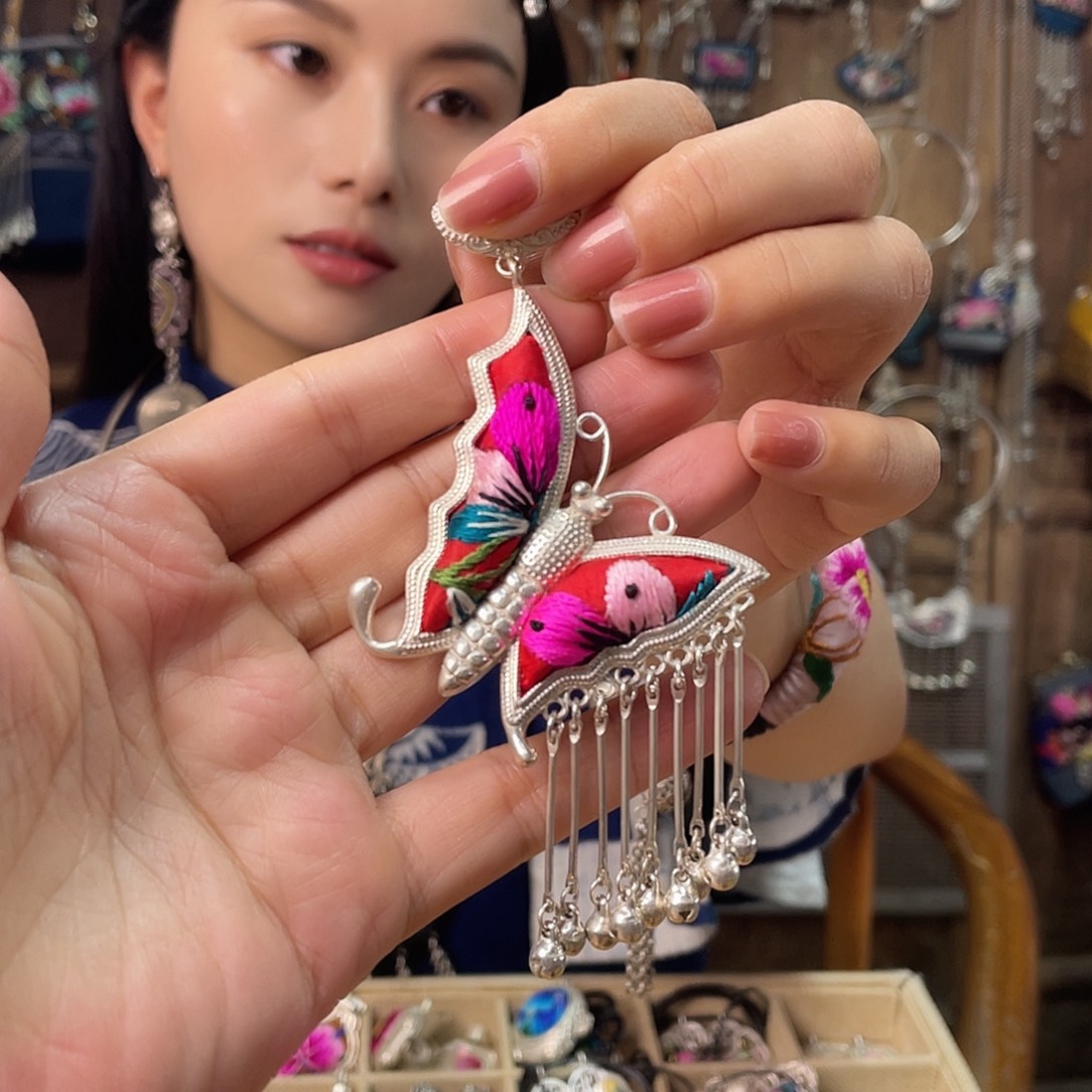 花岗石铁合金项链