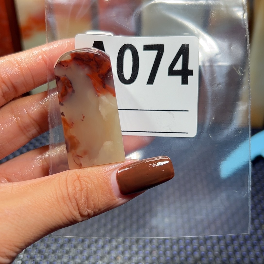 【闪购商品】寿山石印石燕**月老挝石