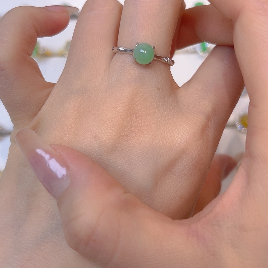 银S925镶嵌戒指翡翠