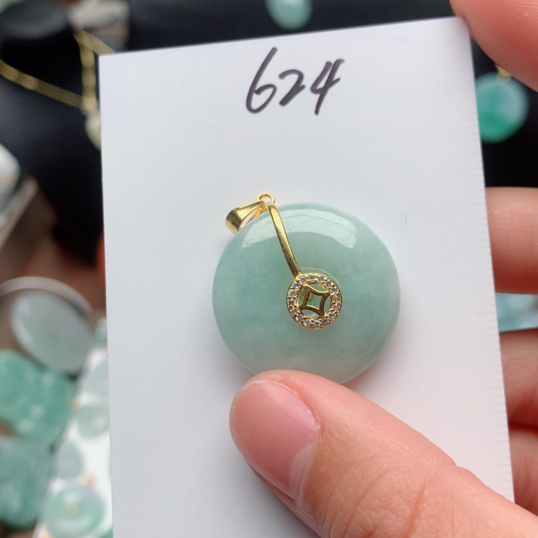 翡翠颈饰银S925镀金镶嵌吊坠