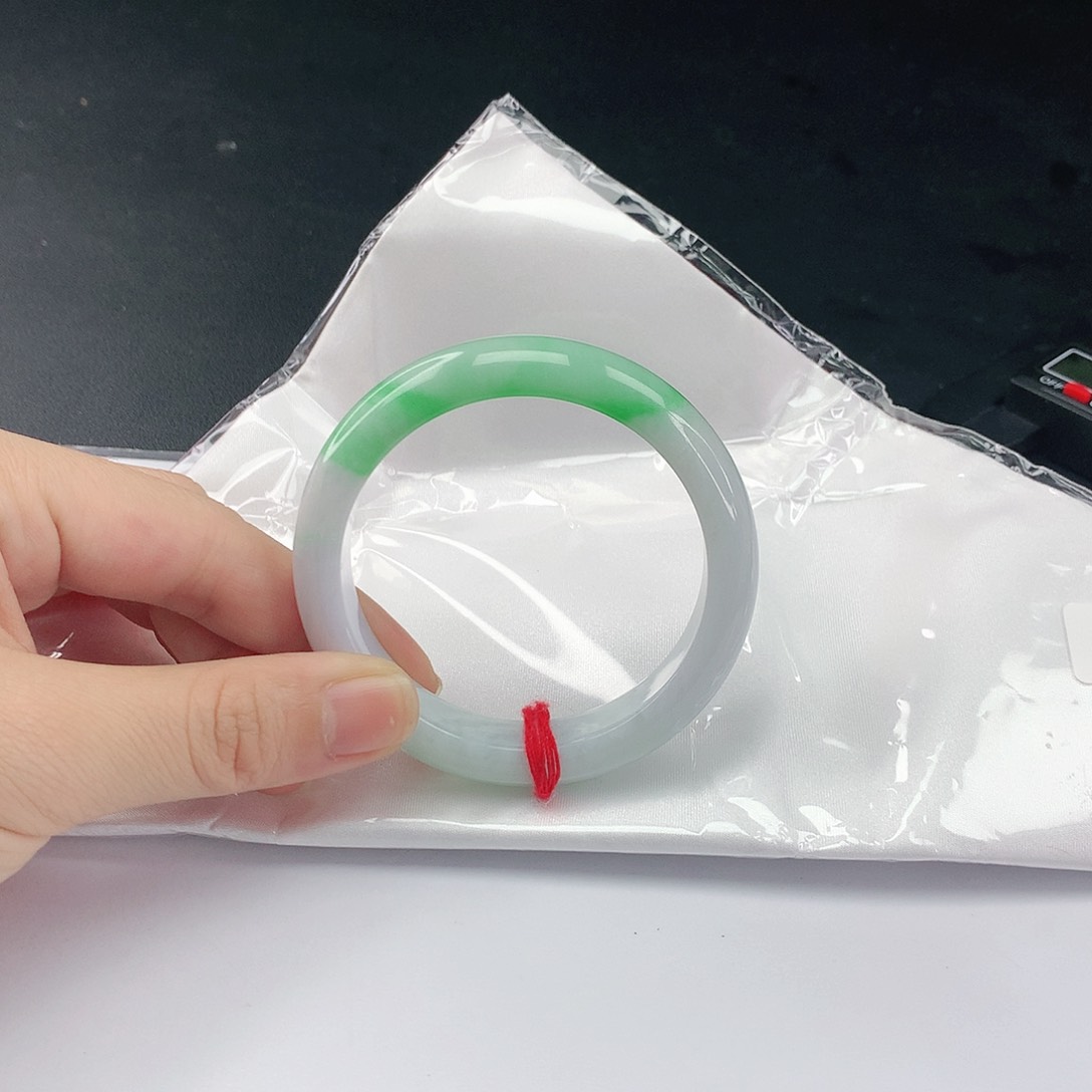 翡翠手镯未镶嵌小****糖翡翠018