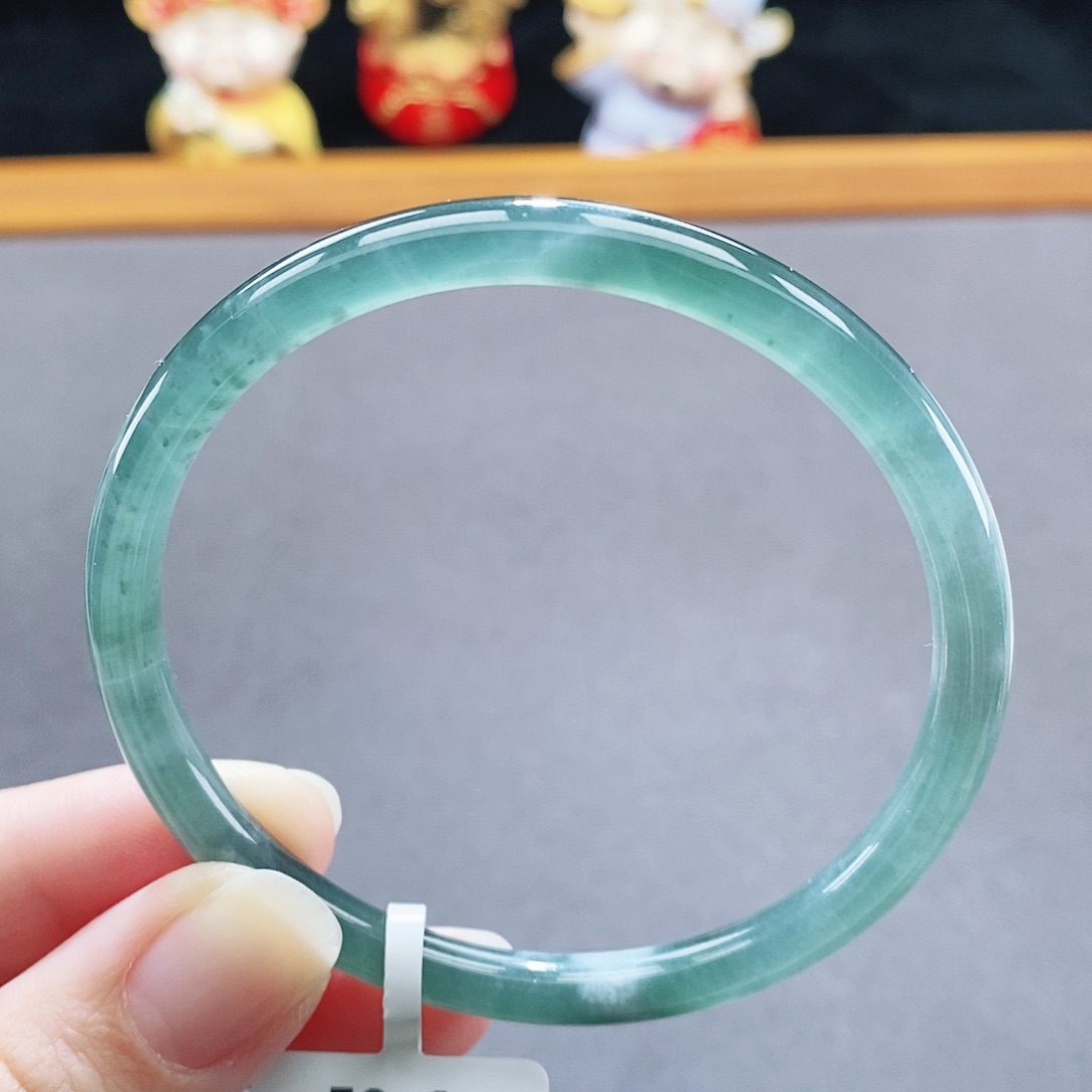 翡翠未镶嵌手镯23