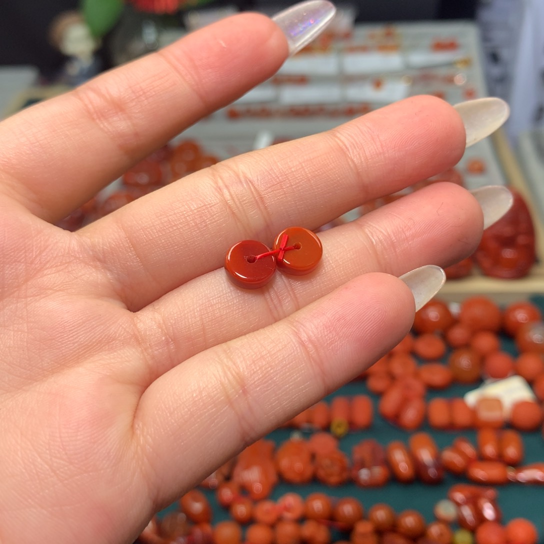 【闪购商品】南红玛瑙隔片未镶嵌