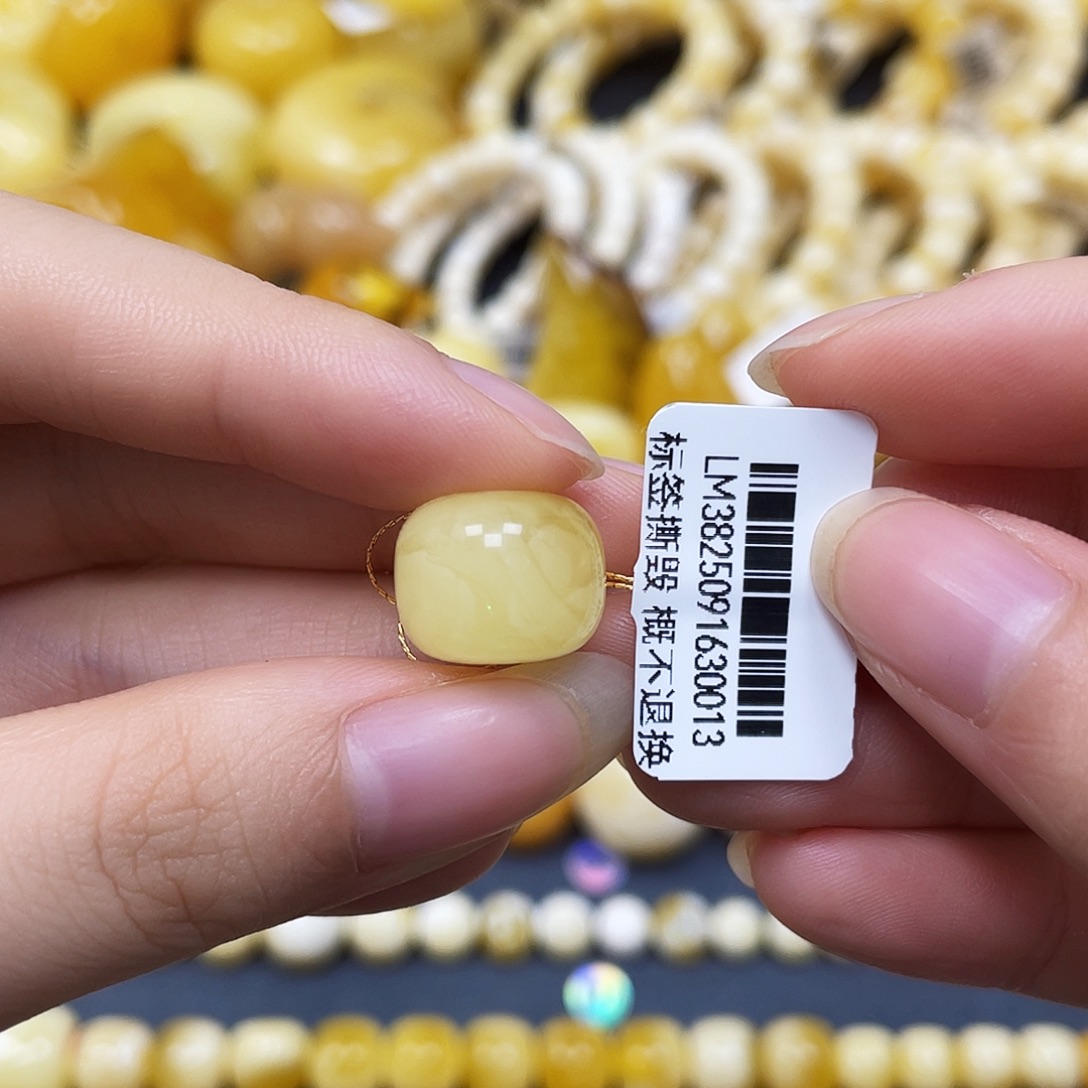 裸石蜜蜡未镶嵌沁色老型13.8✖️11.2mm福利
