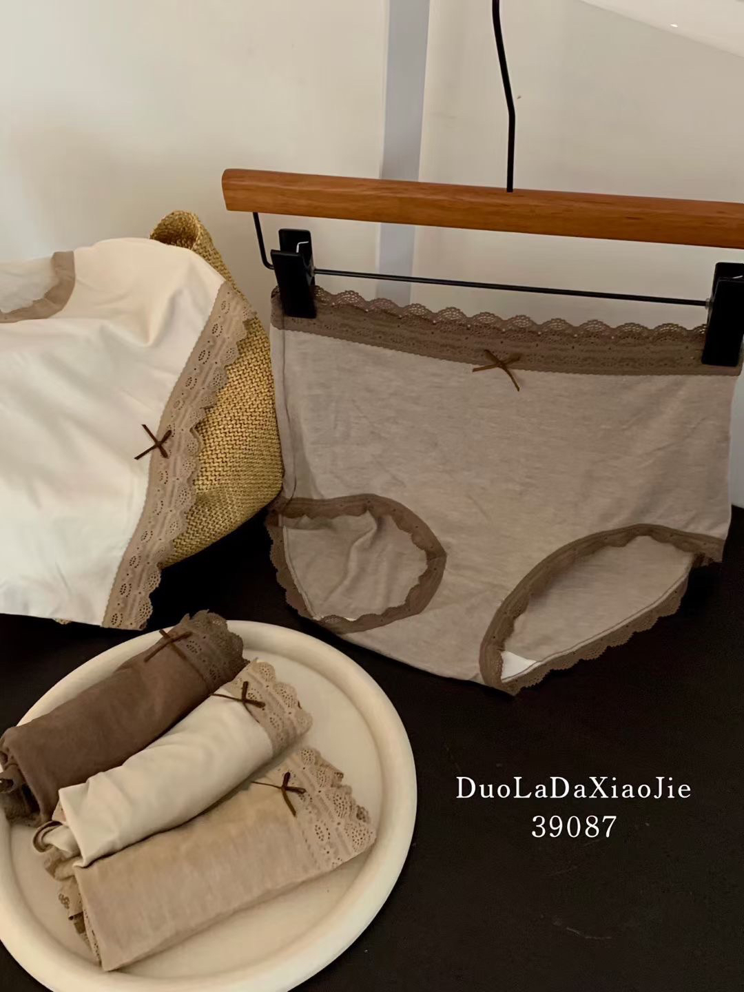 【100支蚕丝新疆棉】高腰新款洋气软糯亲肤三角磨毛透气桑蚕丝内裆 