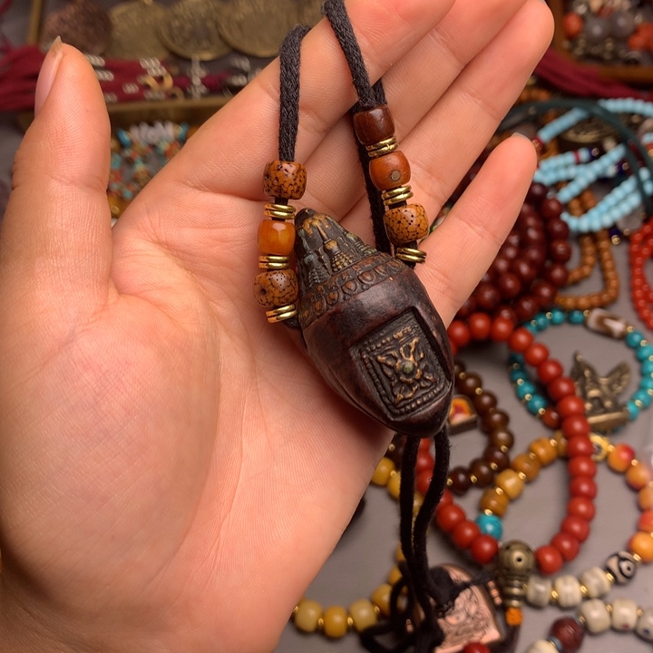 藏地密码藏饰品串