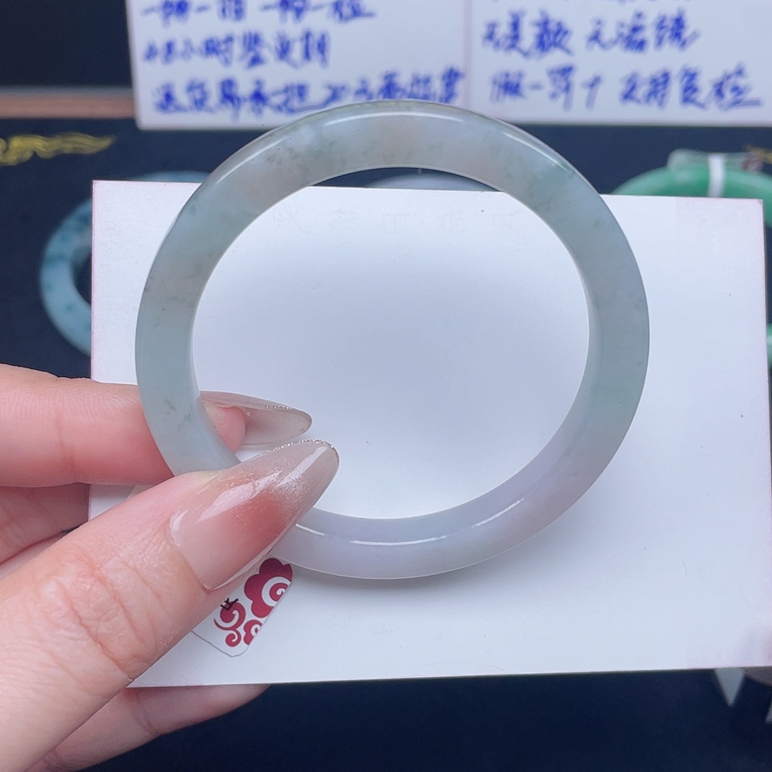 翡翠未镶嵌手镯047