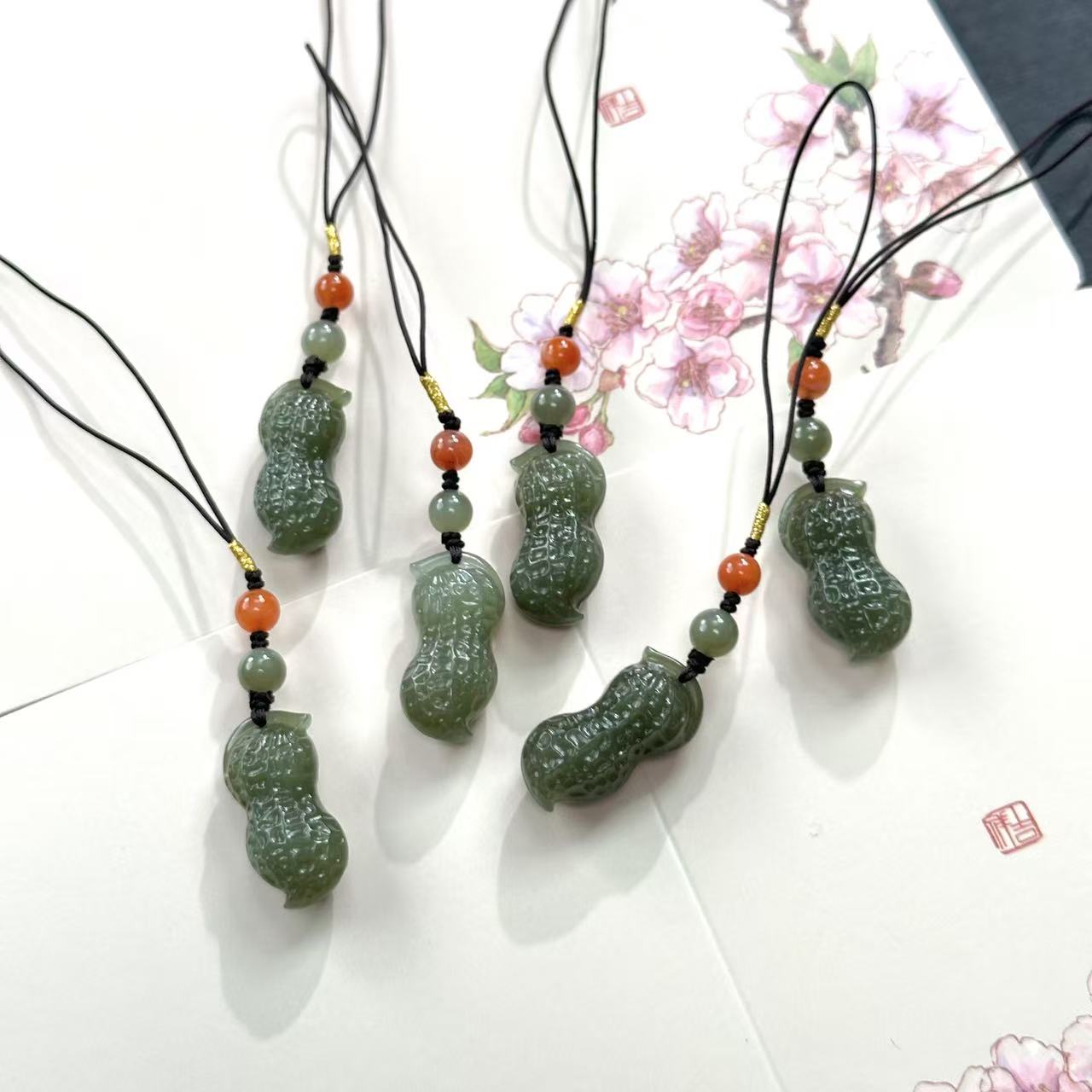【Y74】和田玉花生手机挂多样性发其一