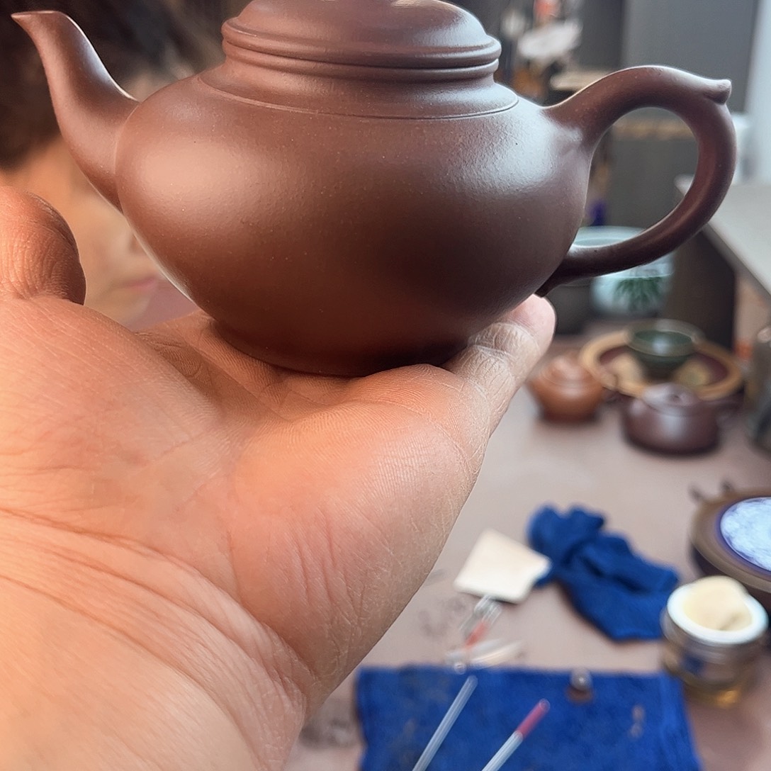 奥***律紫砂茶壶大笑樱一把