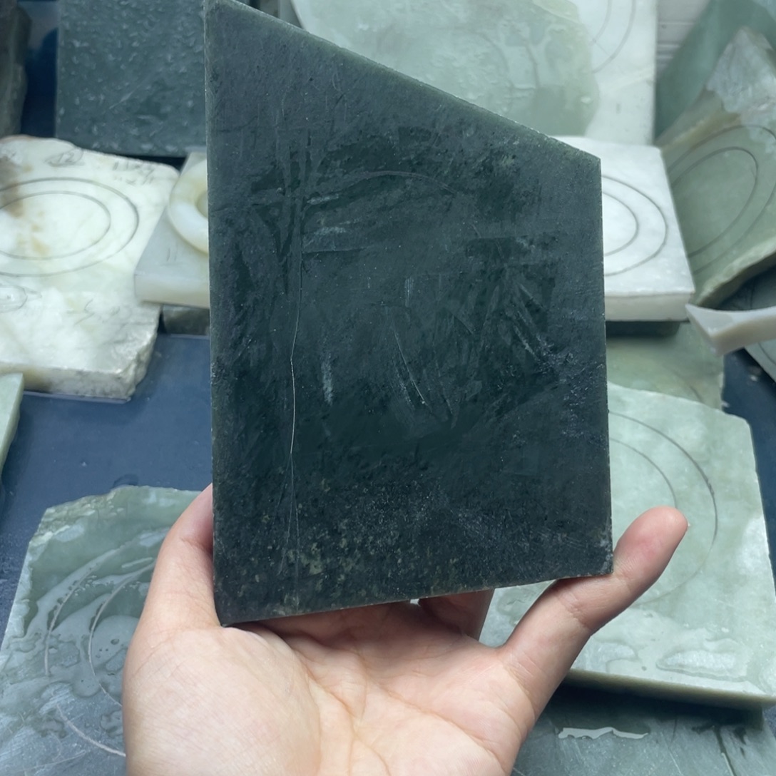 晨***姐和田玉未镶嵌手镯定制手镯