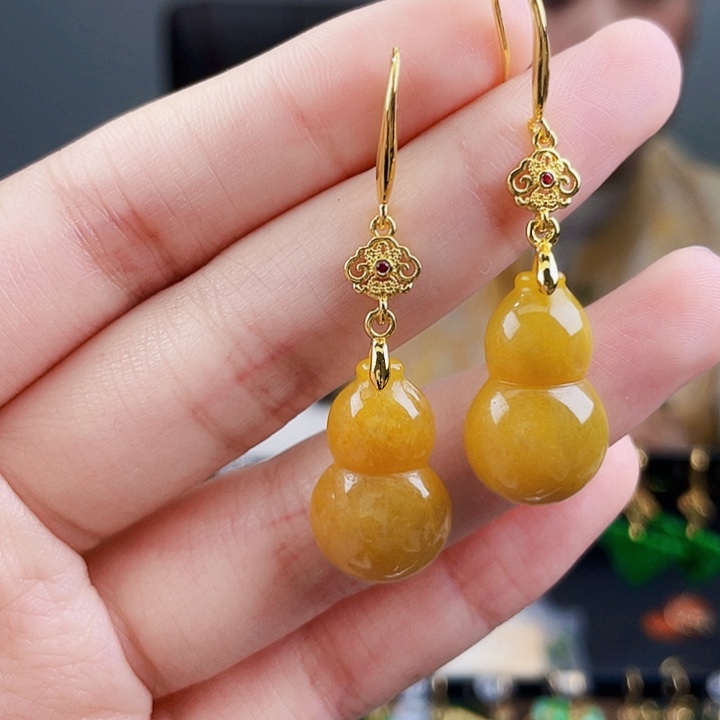 翡翠耳饰未镶嵌饰品