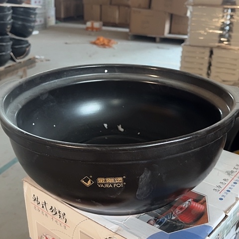 微瑕，明火，口径32高12变形拖釉无盖，6L