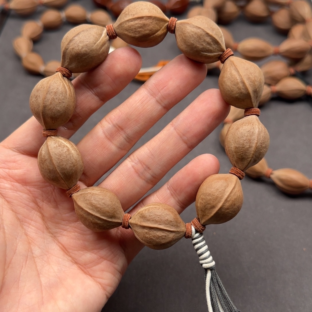 手串橄榄核1.9✖️2.6短圆
