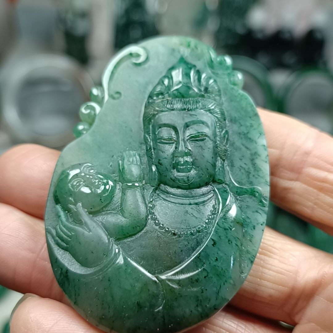 独山玉未镶嵌送子观音