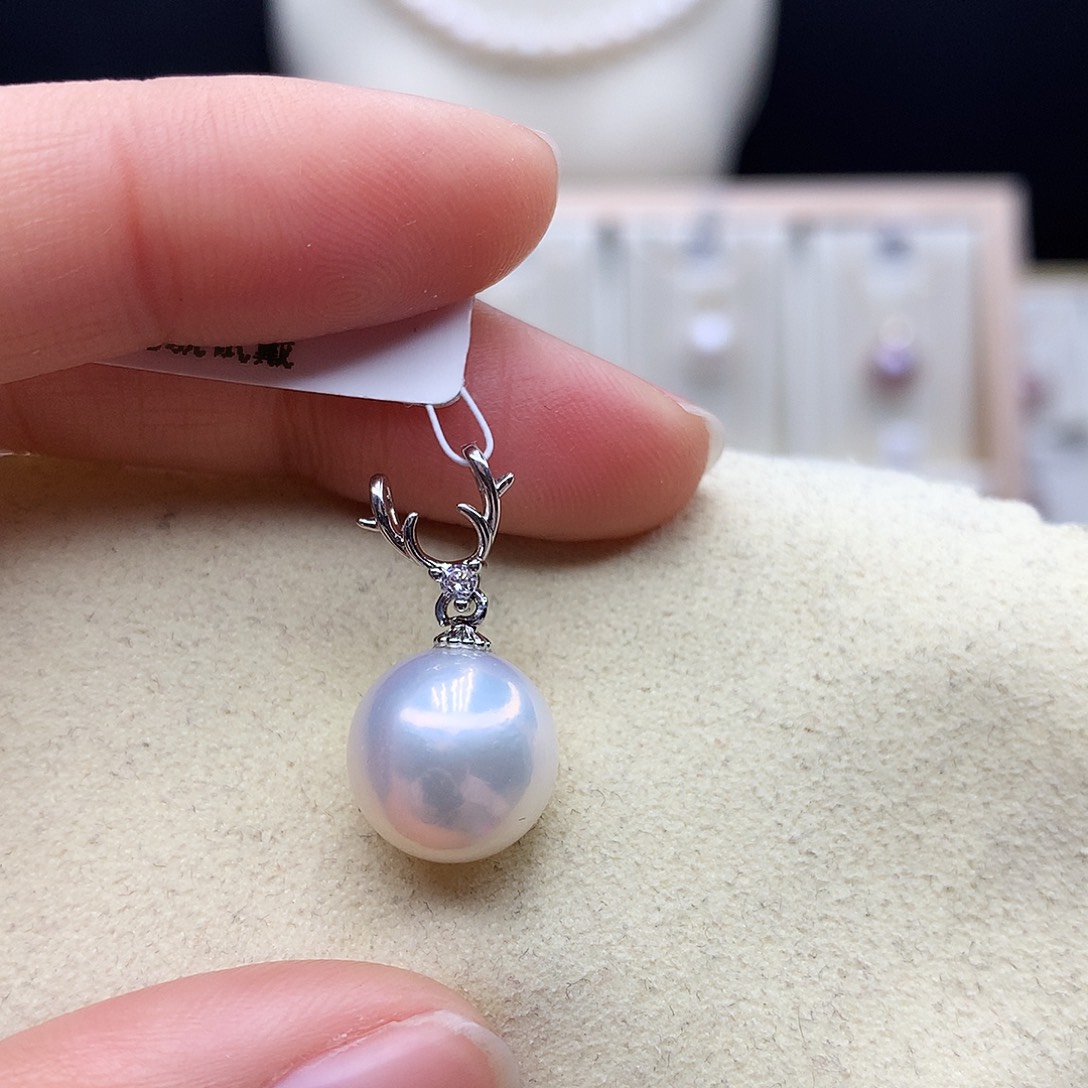 合金淡水珍珠颈饰