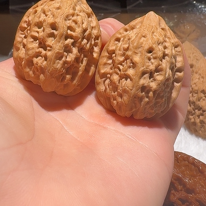 文玩核桃吊坠沈阳鸡心