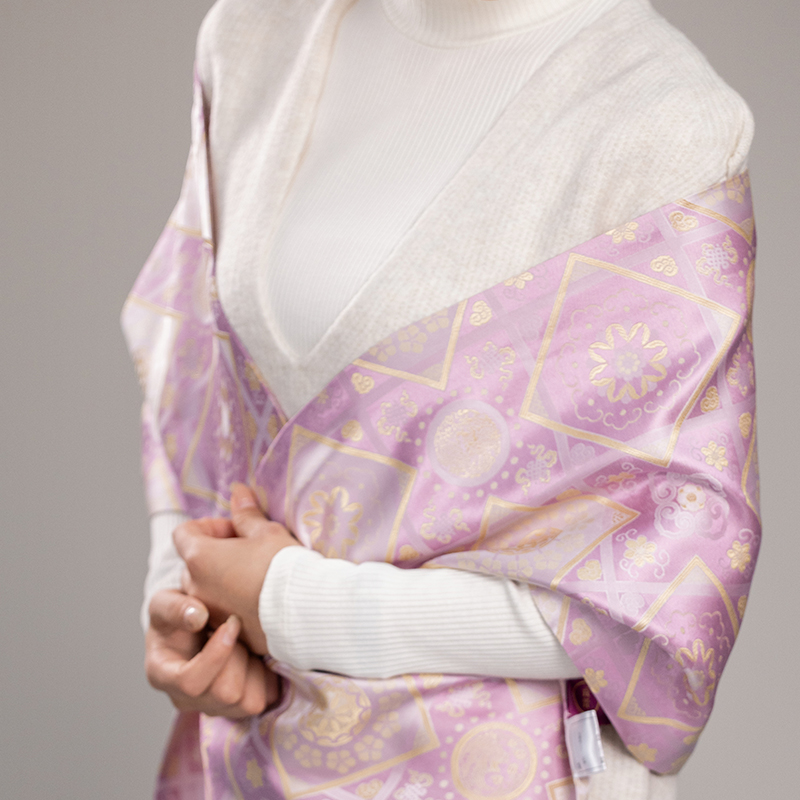 南京云锦博物馆【天华锦围巾-桃粉】女士双面柔软两用披肩礼盒包装