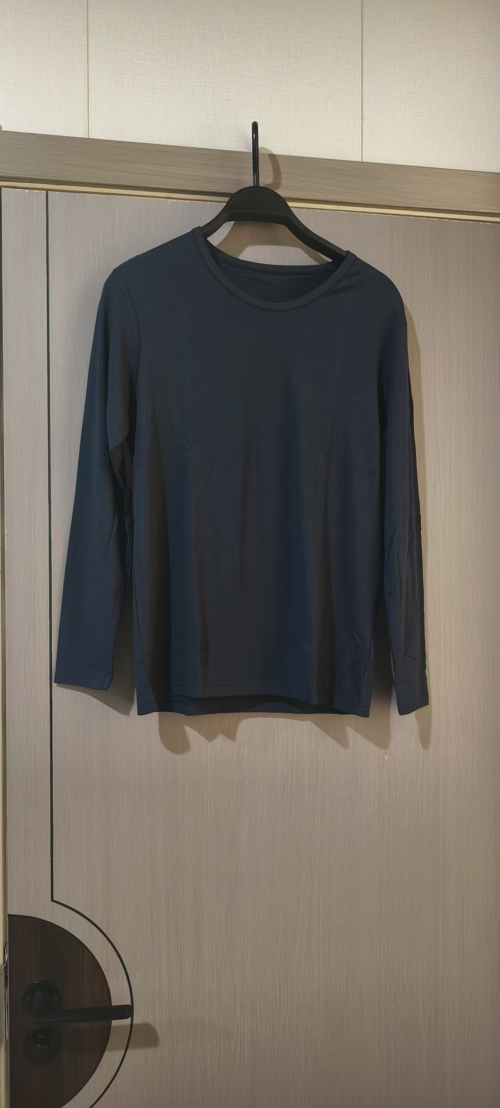 《H家剪标》保暖长袖常规款圆领长裤保暖套装男士舒适~