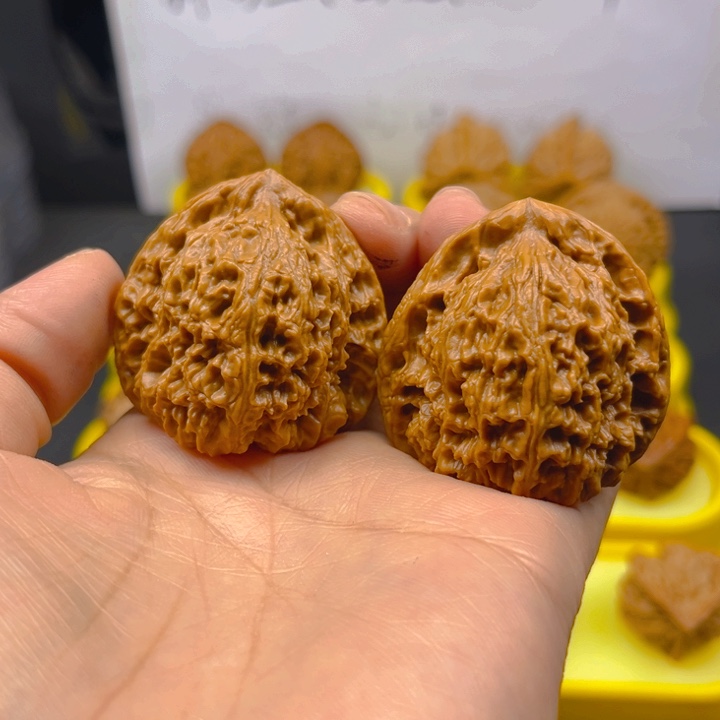 把件文玩核桃大*