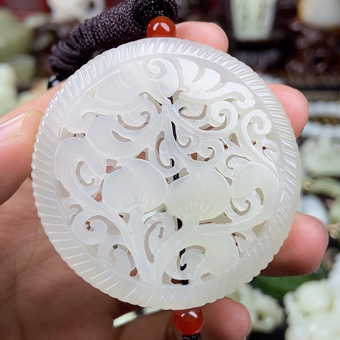 和田玉未镶嵌挂件