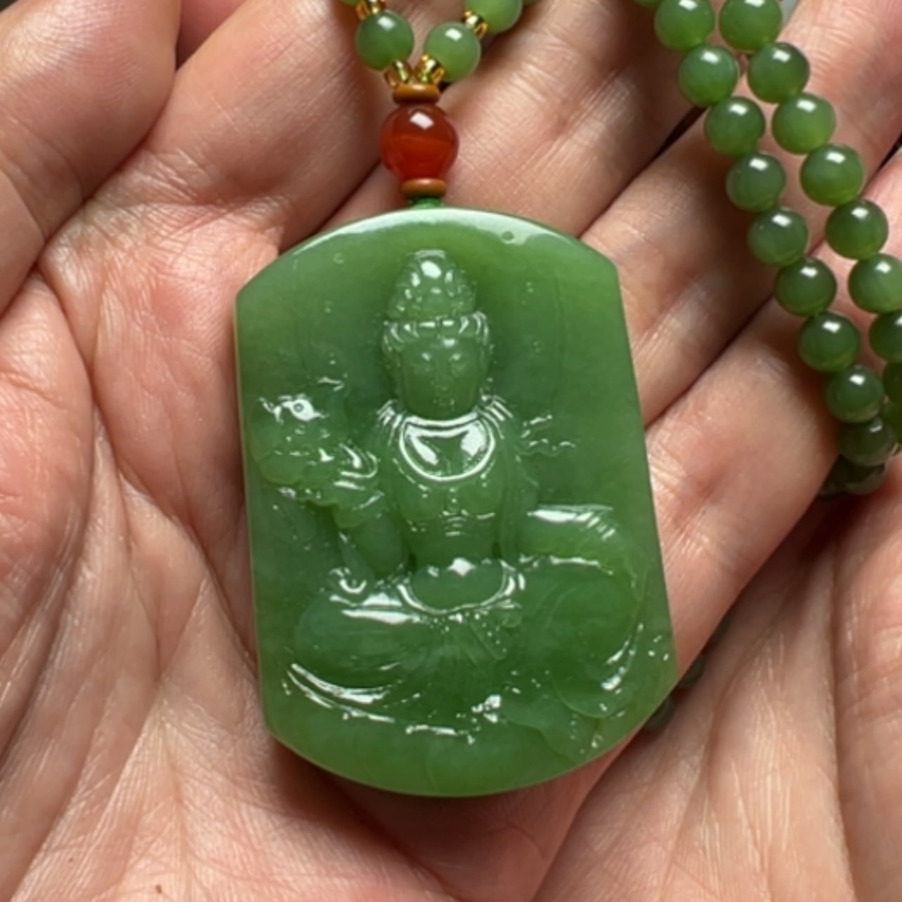 【闪购商品】颈饰未镶嵌和田玉（碧玉）