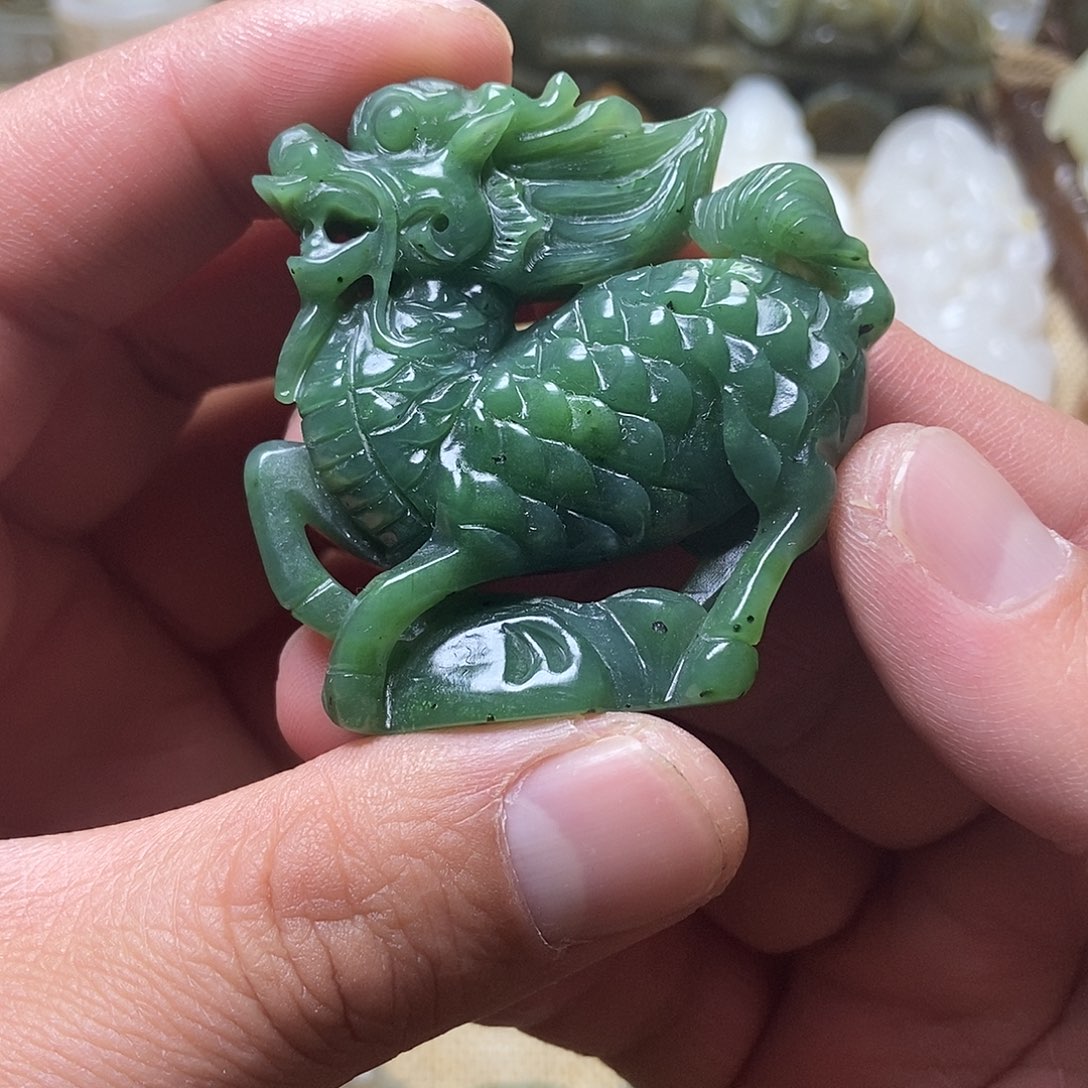 和田玉挂件未镶嵌