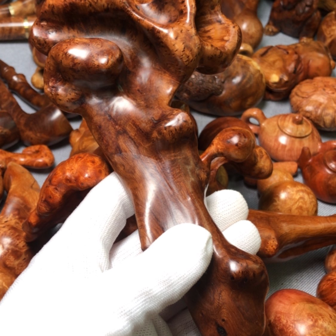 【闪购商品】木麻梨疙瘩火琉璃手把件