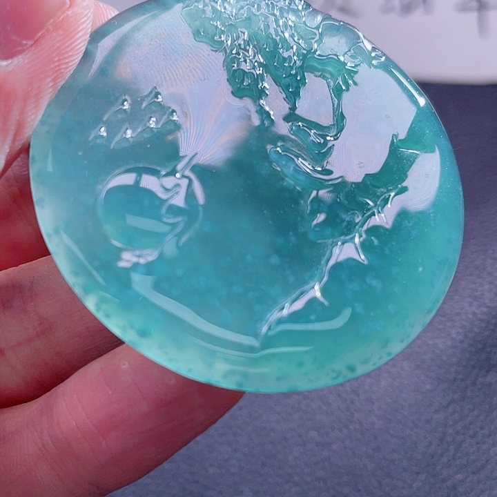 翡翠颈饰未镶嵌99999999