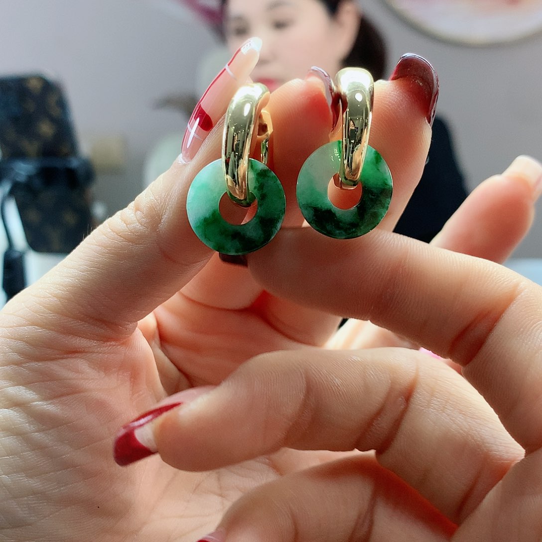 【闪购商品】翡翠耳饰未镶嵌，