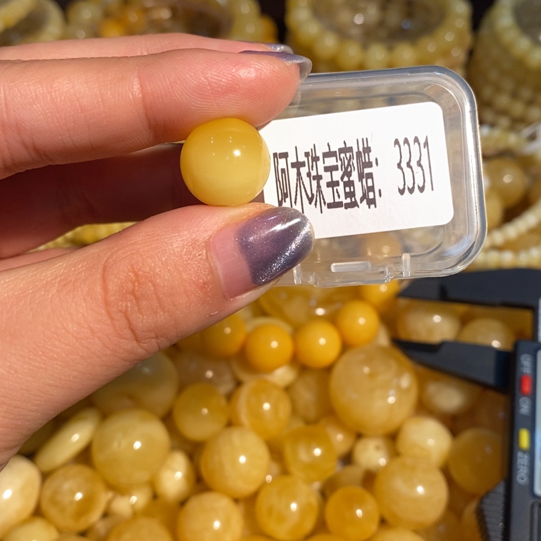 琥珀未镶嵌珠宝奇石3331