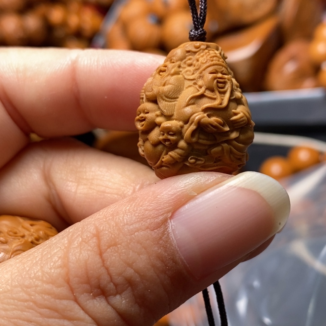 吊坠猴头核桃橄榄