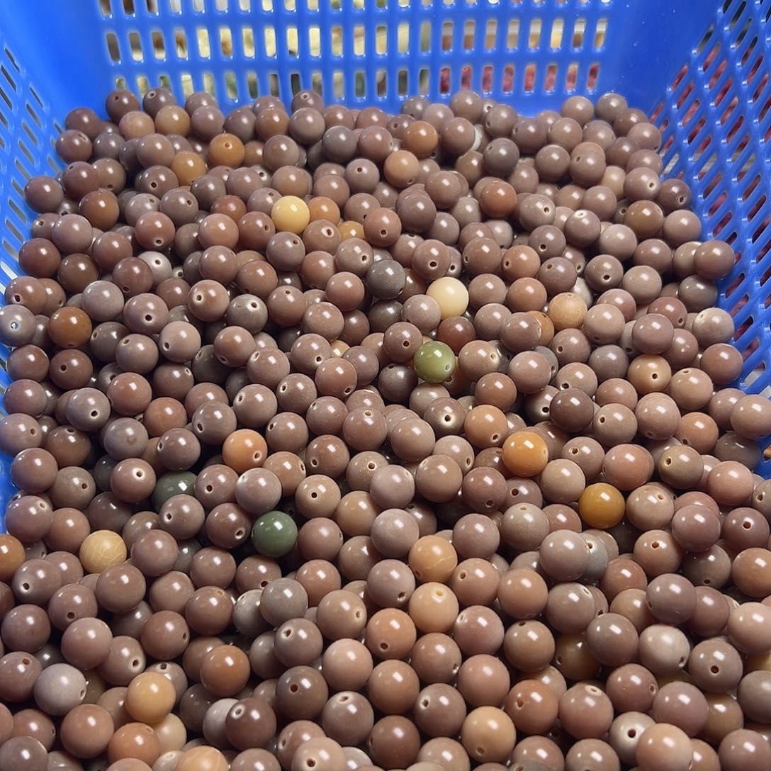 菩提根/象牙果吊坠200颗卡11➕咖白色圆珠