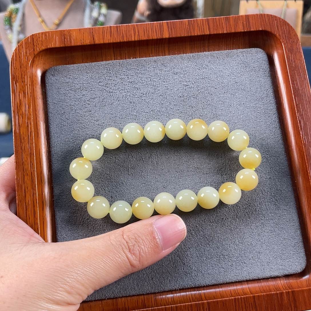 和田玉未镶嵌手串