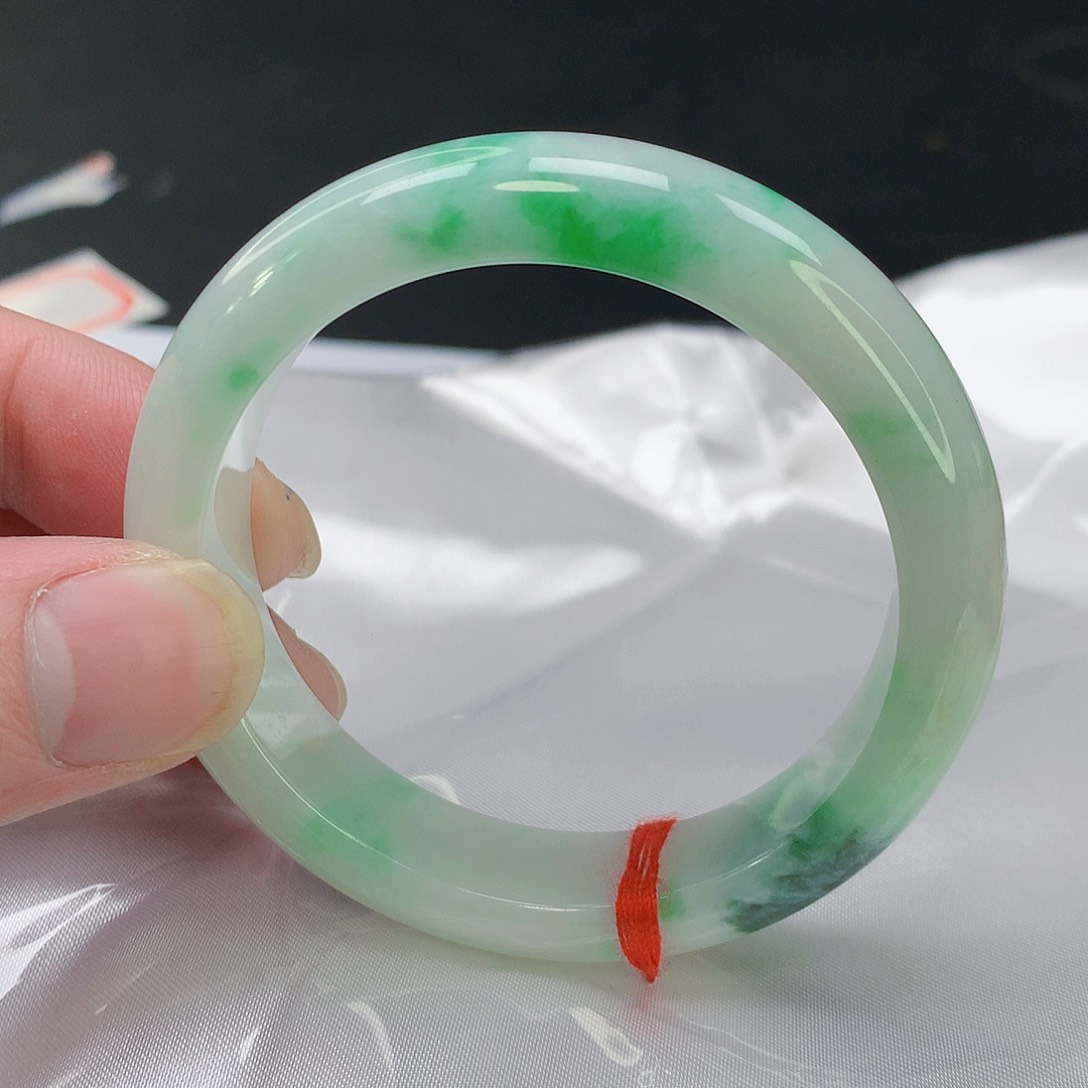 翡翠手镯未镶嵌097缅甸天然翡翠A货