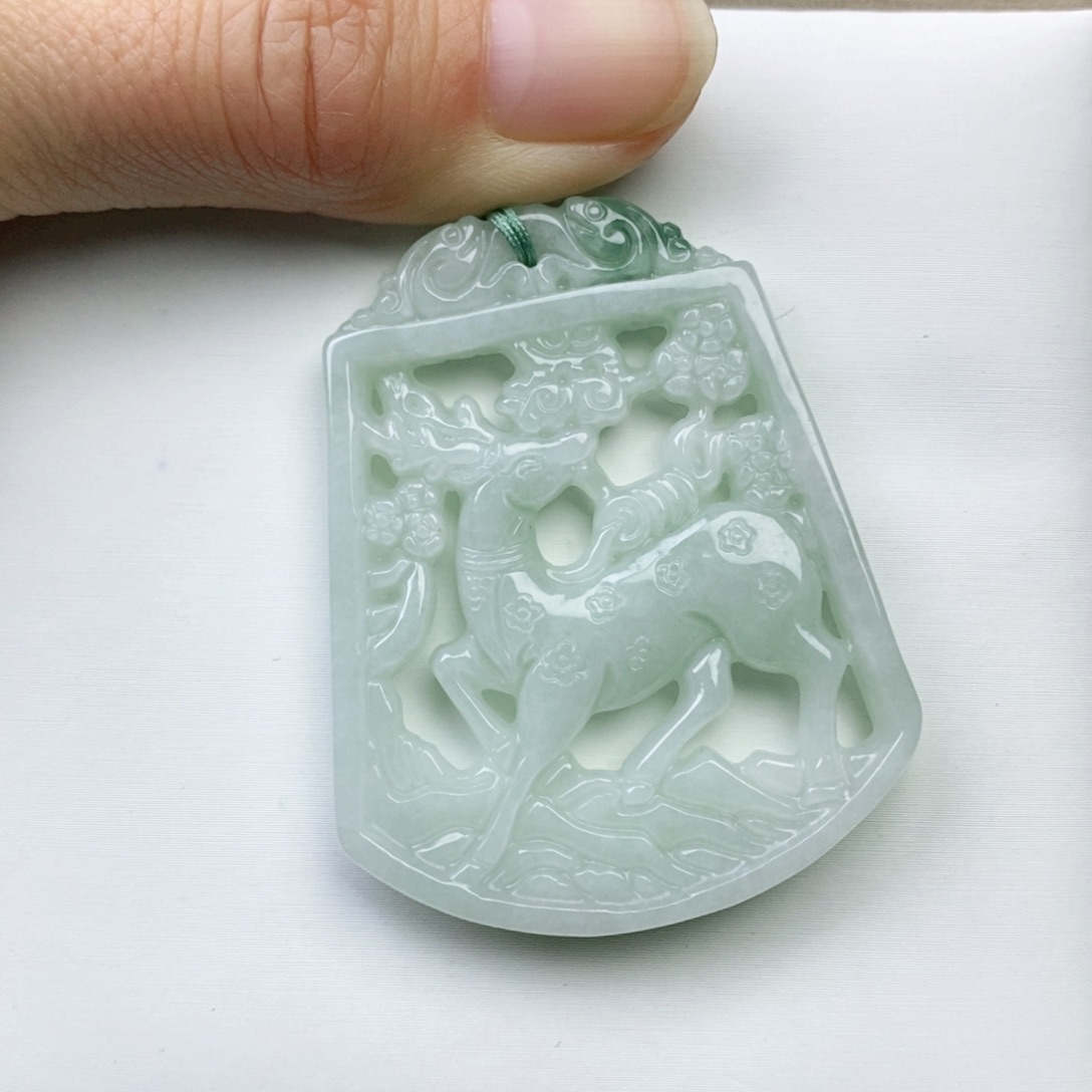 翡翠颈饰未镶嵌一路有你